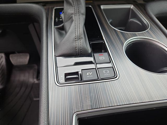 2023 Toyota Sienna Platinum
