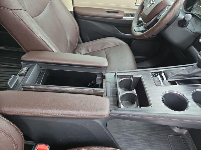 2023 Toyota Sienna Platinum