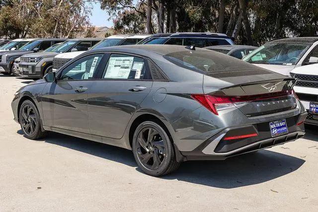 2026 Hyundai Elantra Hybrid SEL Sport