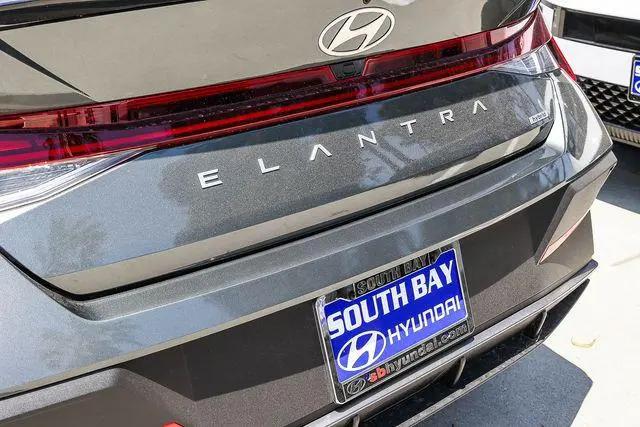 2026 Hyundai Elantra Hybrid SEL Sport