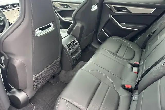 2026 Jaguar F-PACE R-Dynamic S P400 AWD Automatic