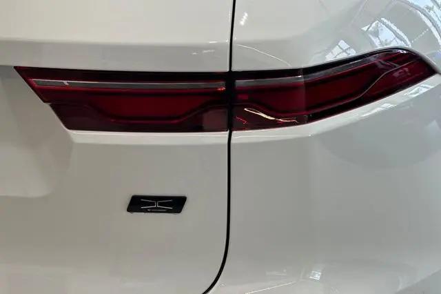 2026 Jaguar F-PACE R-Dynamic S P400 AWD Automatic