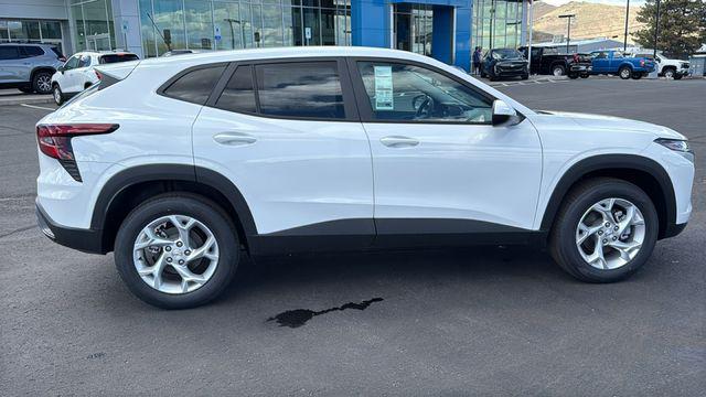 2026 Chevrolet Trax FWD LS