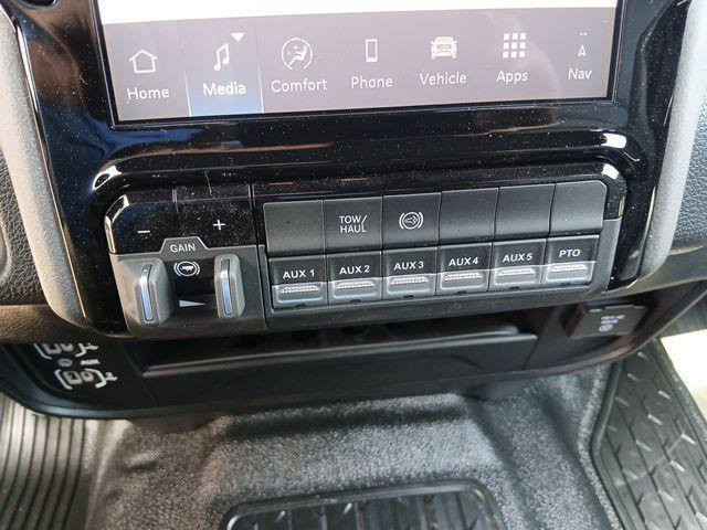 2026 Ram 3500 Tradesman/Big Horn