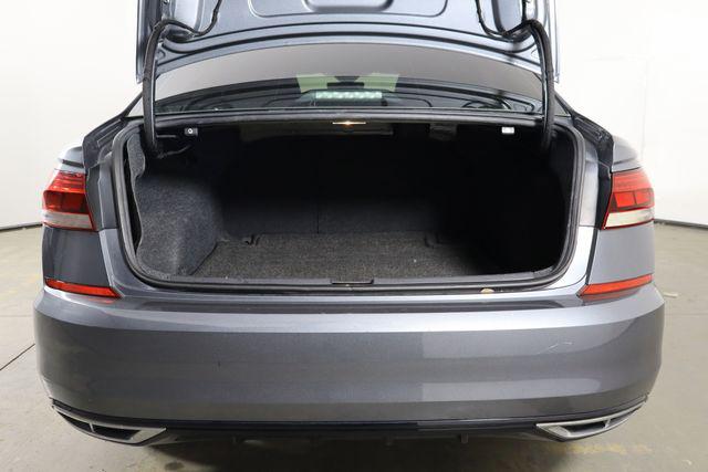 2020 Volkswagen Passat 2.0T R-Line