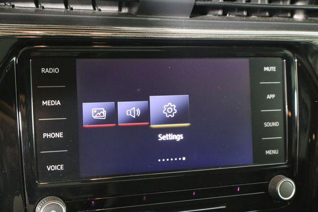 2020 Volkswagen Passat 2.0T R-Line