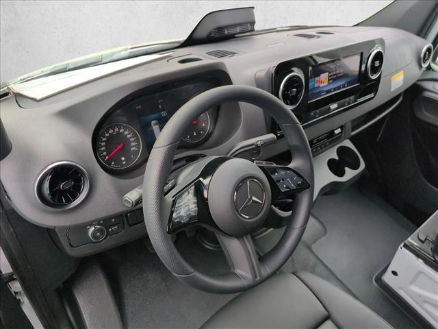 2026 Mercedes-Benz Sprinter 2500 Standard Roof 4-Cyl Diesel HO