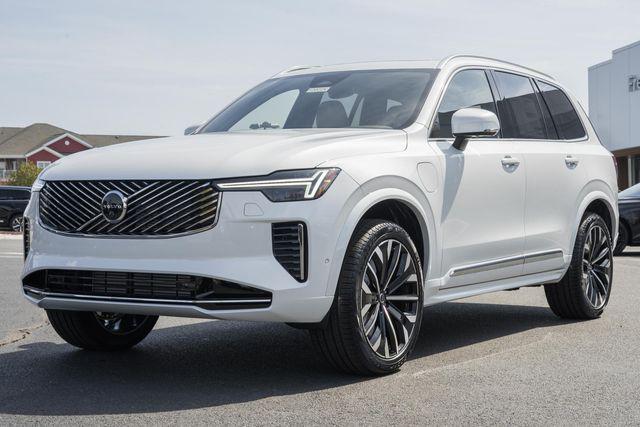 2026 Volvo XC90 Plug-In Hybrid Plus, T8 AWD, Electric/Gasoline, Bright, 7 Seats
