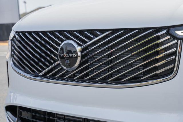 2026 Volvo XC90 Plug-In Hybrid Plus, T8 AWD, Electric/Gasoline, Bright, 7 Seats
