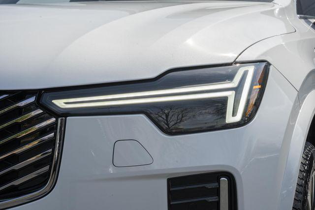 2026 Volvo XC90 Plug-In Hybrid Plus, T8 AWD, Electric/Gasoline, Bright, 7 Seats