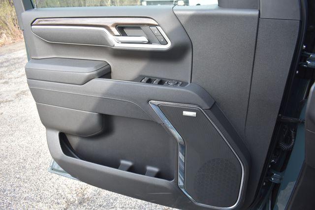 2026 Chevrolet Silverado 1500 4WD Crew Cab Short Bed LT Trail Boss