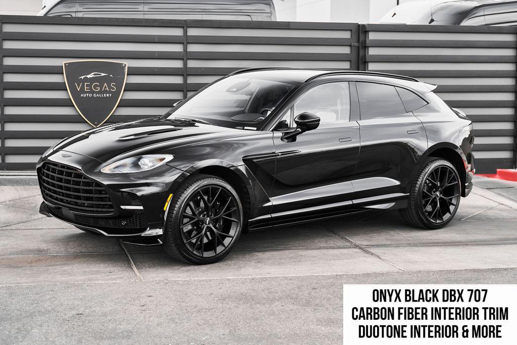 /2025 Aston-Martin DBX