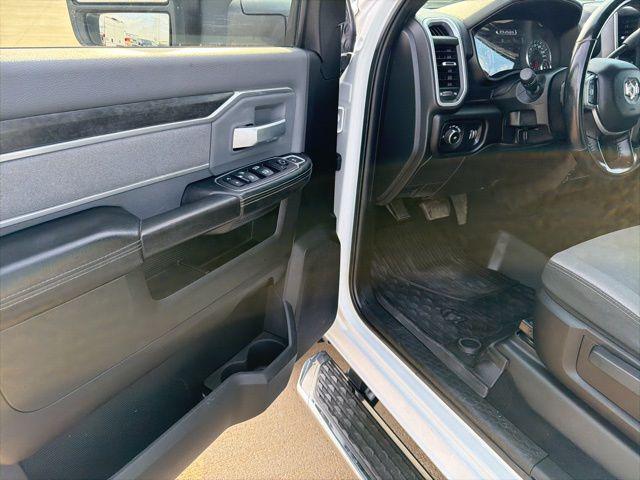 2023 Ram 3500 Tradesman/SLT/Laramie/Limited