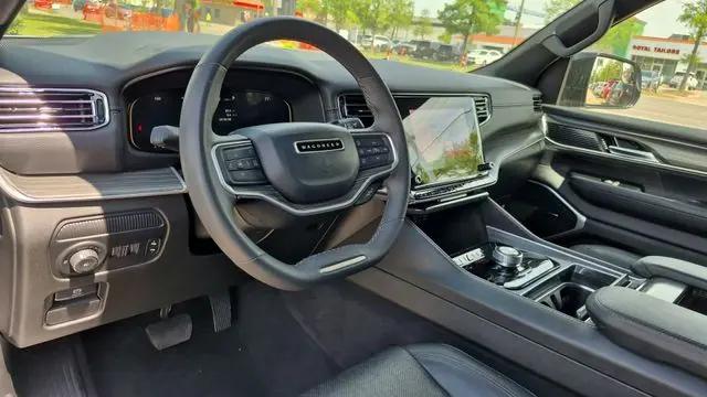 2024 Jeep Wagoneer Series II