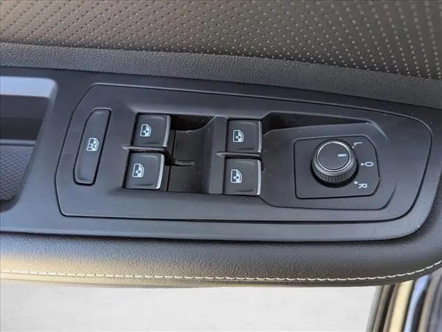 2026 Volkswagen Atlas SE