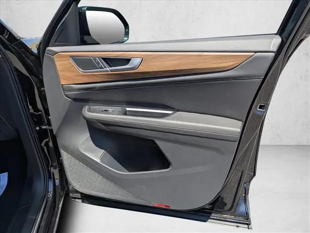 2026 Volkswagen Atlas SE
