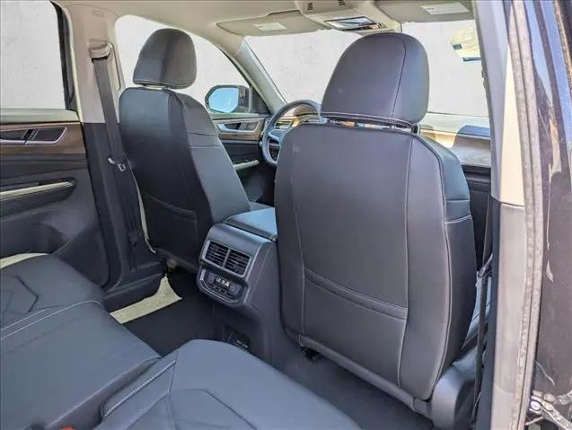 2026 Volkswagen Atlas SE
