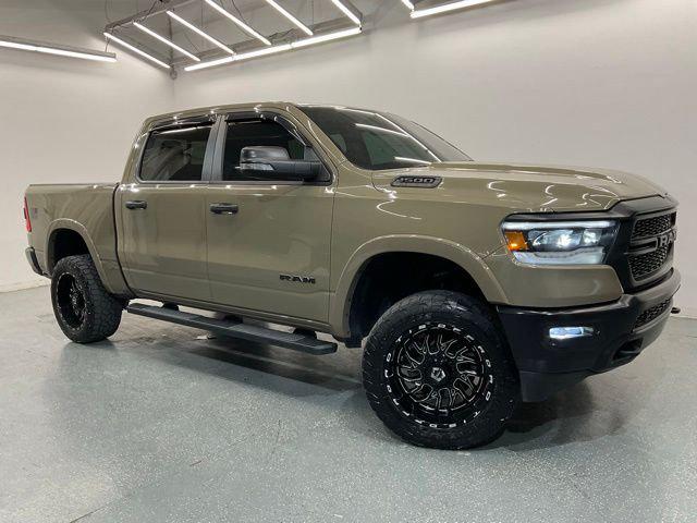 2020 Ram 1500 Big Horn Crew Cab 4x4 5'7" Box