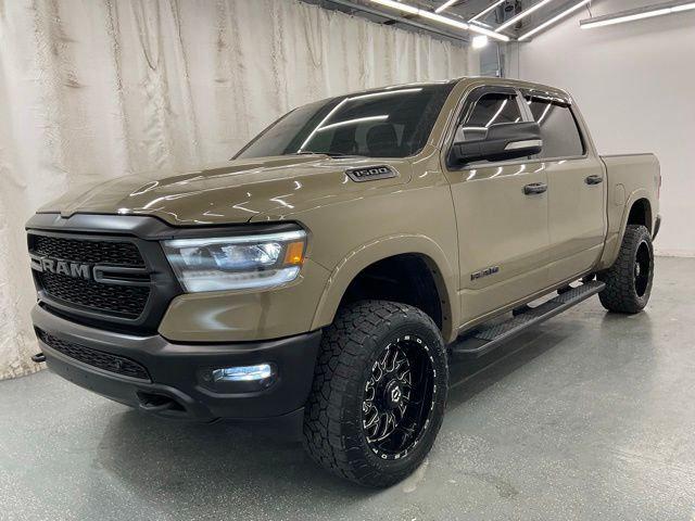 2020 Ram 1500 Big Horn Crew Cab 4x4 5'7" Box