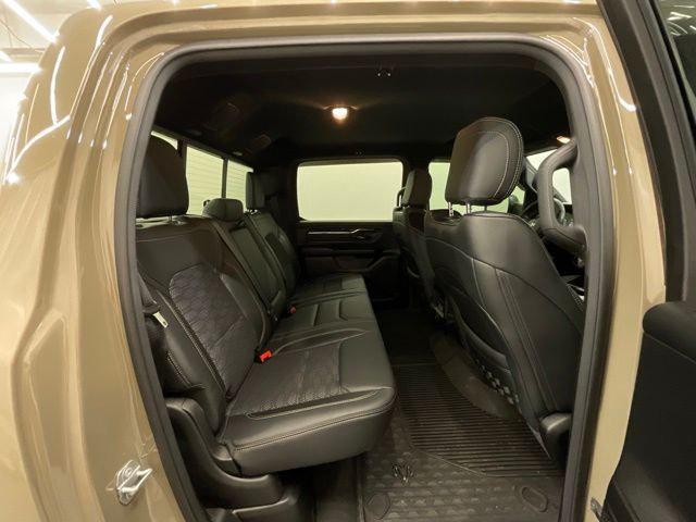 2020 Ram 1500 Big Horn Crew Cab 4x4 5'7" Box