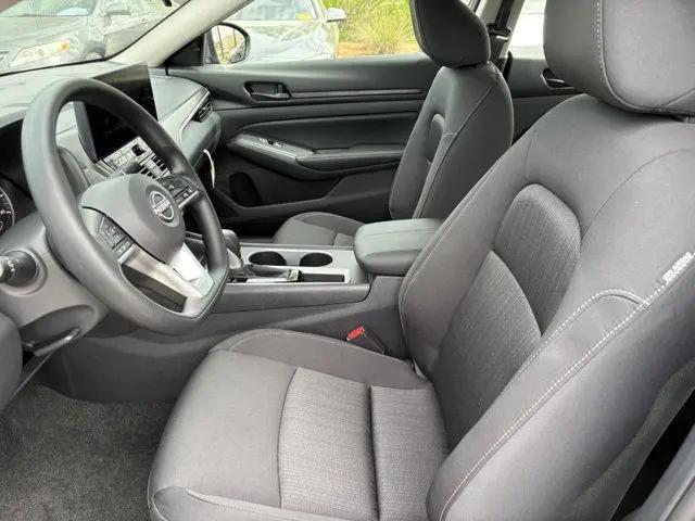 2026 Nissan Altima SV FWD