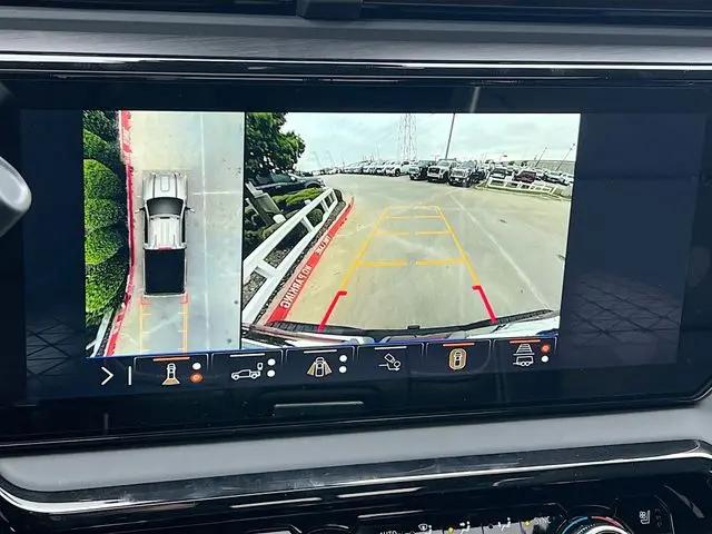 2026 GMC Sierra 2500HD Crew Cab, Standard Bed, AT4X, 4WD