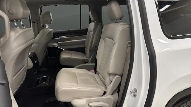2023 Jeep Wagoneer Series III 4x4