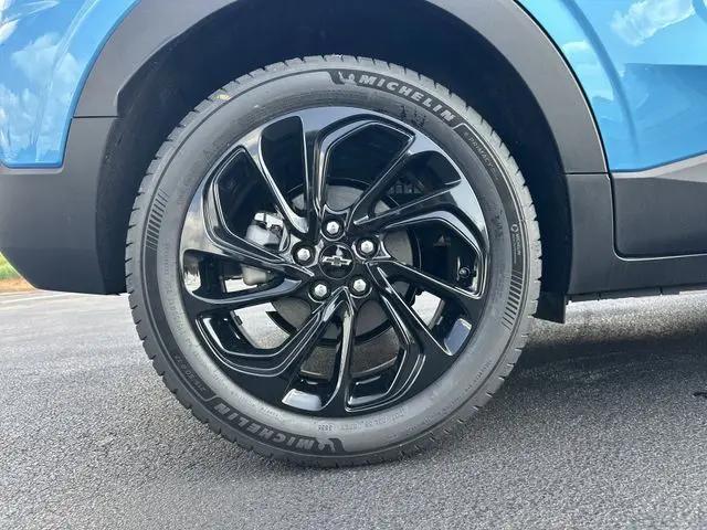 2027 Chevrolet Bolt RS FWD