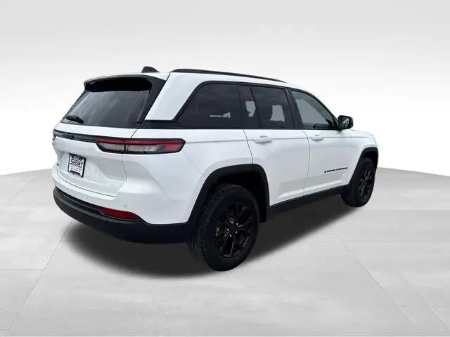 2025 Jeep Grand Cherokee Altitude 4x4