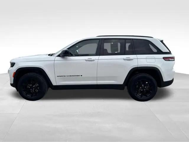 2025 Jeep Grand Cherokee Altitude 4x4