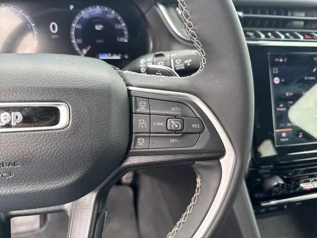 2025 Jeep Grand Cherokee Altitude 4x4