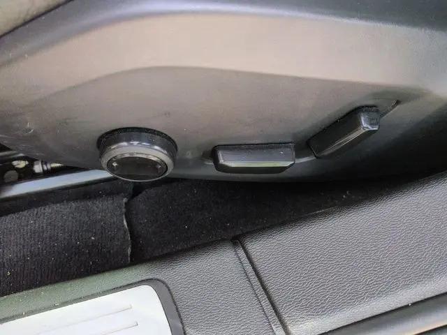 2024 Volvo S60 B5 Plus Dark Theme