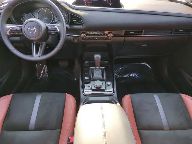 2025 Mazda CX-30 2.5 Carbon Turbo
