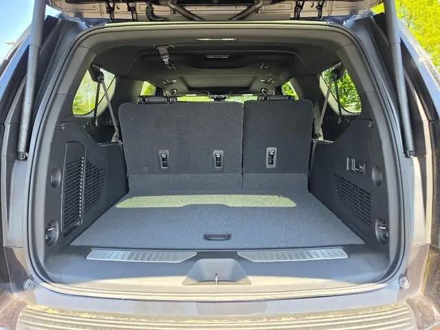 2026 Chevrolet Suburban Premier, 4WD