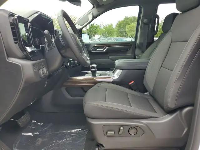 2026 Chevrolet Silverado 1500 2WD Crew Cab Short Bed LT