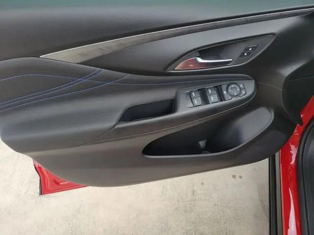 2026 Buick NV Sport Touring FWD