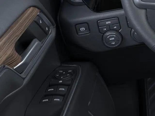 2026 Chevrolet Silverado 1500 4WD Crew Cab Standard Bed LT