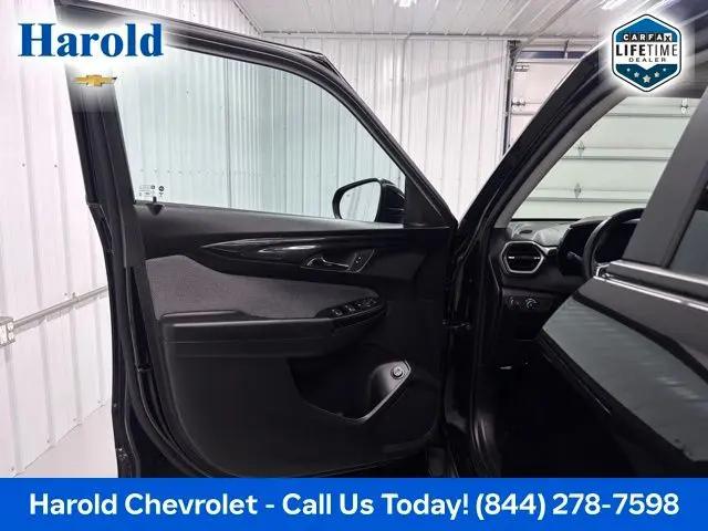 2024 Chevrolet TrailBlazer FWD LT