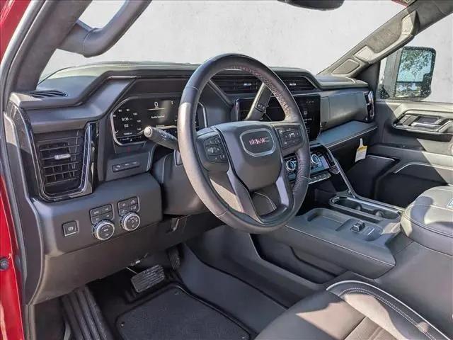 2025 GMC Sierra 2500HD 4WD Crew Cab Standard Bed AT4X