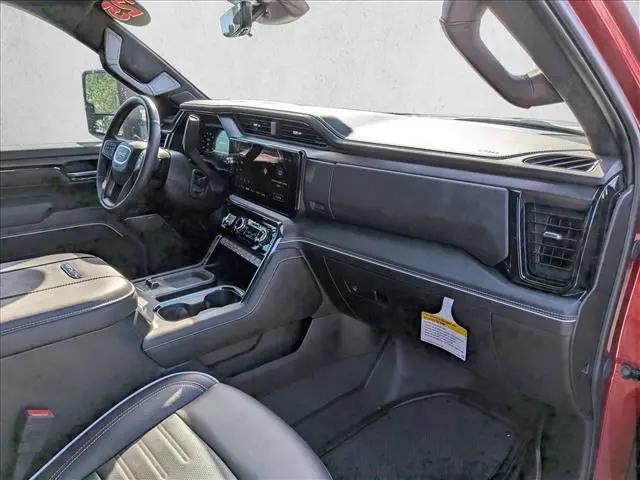 2025 GMC Sierra 2500HD 4WD Crew Cab Standard Bed AT4X
