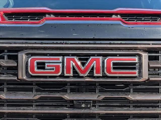 2025 GMC Sierra 2500HD 4WD Crew Cab Standard Bed AT4X