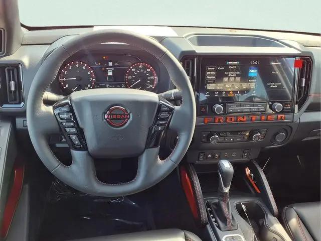 2026 Nissan Frontier Crew Cab PRO-4X 4x4