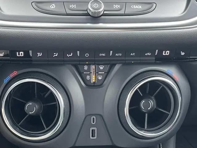 2023 Chevrolet Blazer FWD 2LT