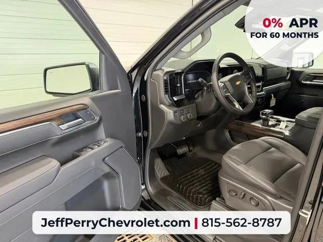 2026 Chevrolet Silverado 1500 4WD Crew Cab Standard Bed LT