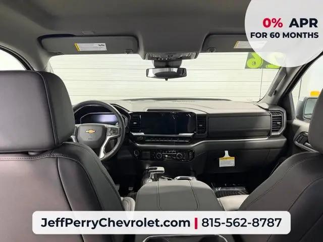 2026 Chevrolet Silverado 1500 4WD Crew Cab Standard Bed LT