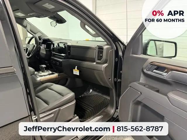 2026 Chevrolet Silverado 1500 4WD Crew Cab Standard Bed LT