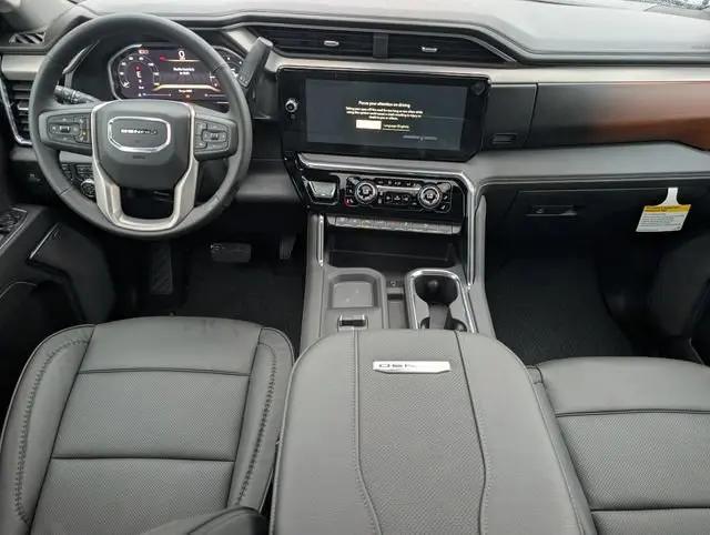 2026 GMC Sierra 2500HD Crew Cab, Standard Bed, Denali, 4WD