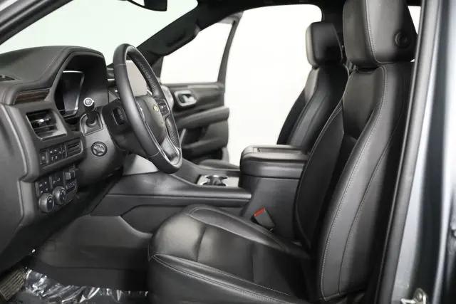 2022 Chevrolet Suburban 4WD LT