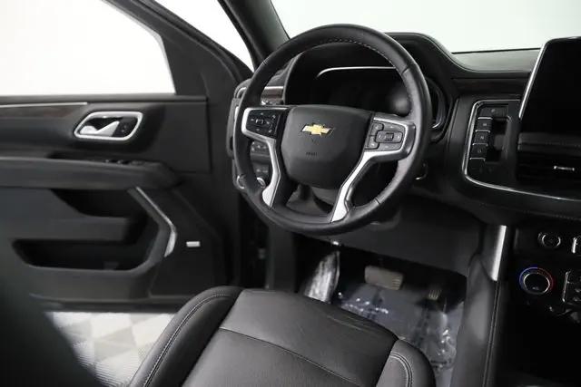 2022 Chevrolet Suburban 4WD LT