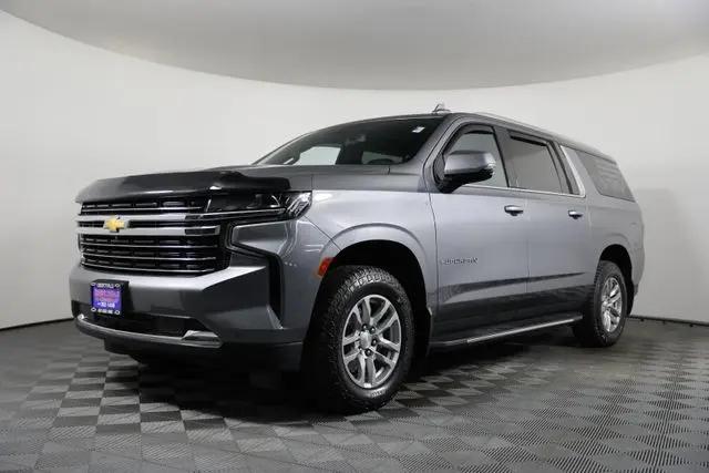 2022 Chevrolet Suburban 4WD LT